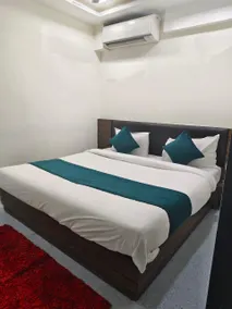 Hotel Sun Villa - Image 3