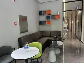 Grand Court Hotel - Image 4