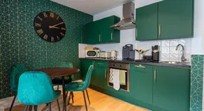 Crown Street Retreat - Image 4