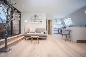 Stylish Wood Street Apartment - City Centre - Image 2