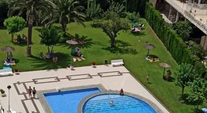 Apartamento en 1ª línea con piscina - Image 5
