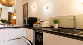 De Angeli - 2 Bedroom Apartment - Image 4