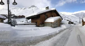 Chalet - Apt 5pax au pied des pistes - parking - skiroom - cheminée - balcons - Image 4