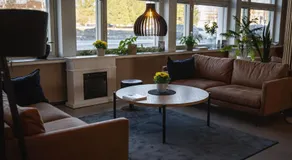 Postmaster Hotel - Image 2