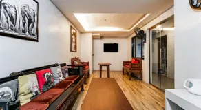 OYO 136 Regal Residences - Image 2