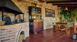 Wild Oak Estate - Stone Villa with Sea Views , by ZanteWize - Image 4