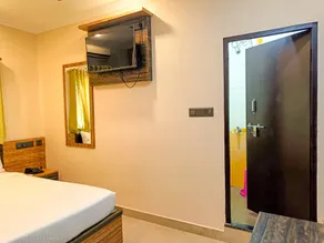 Nexstay Moments Inn - Image 4