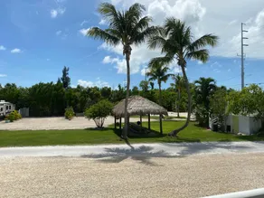 Cabins at Bonefish Bay - Image 2
