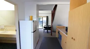 Blue Shades Motel - Image 3
