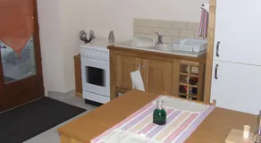 Chez Helen - Image 3