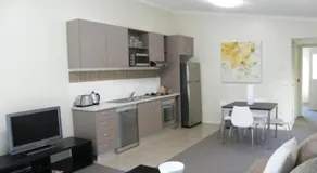 Ultima Apartments - Image 2