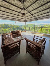 Kandy Mixon Villa- Private 4BR hillside retreat - Image 5