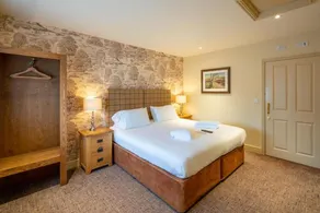 Crown Inn - Image 2