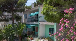 Deluxe Apartment Mrnjica with a private parking, terrace and sea view - Image 3