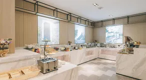 Atour Hotel Shanghai Xianxia - Image 5