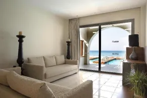The Ixian All Suites - Adults Only - Image 4