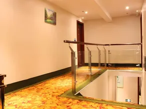 GreenTree Inn Shanghai Gucun Shuichan West Road Shell Hotel - Image 3