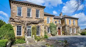 Finest Retreats - Kilburn Hall Apt - Image 3