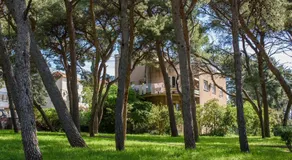 Best location Apartments - Image 5