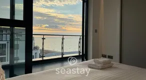 Sail Penthouse - Beach & Parking - Image 2