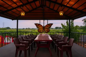 Stone Yard Resort - Image 4