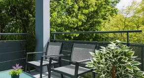 T2 paisible avec balcon verdoyant - Image 3