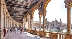 1 Bedroom Beautiful Apartment In Sevilla - Image 3