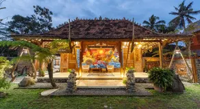 Villa Kaluna - 3 Bedroom Javanese Villa in Kaliurang - Image 2