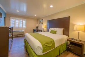 Ocean Pacific Lodge - Image 2