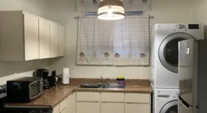 Boricua Guest House Apartment - Image 4