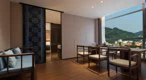Phoenix Sky Pool Hotel-Newly Opened 2026 Free Pick-up Service Rooftop Infinity Pool Kids Playground On-site Café Near Fenghuang Scenic Area - Image 5