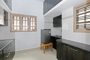 OYO Karanji Homestays - Image 4