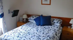 Denmore Guest House - Image 5
