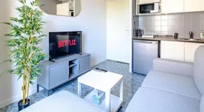 Cosy 2-Room Flat - Nice Ville Train Station - City Center - Image 2