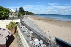 Gone to the Beach - Sea Views Direct Beach Access - Image 5