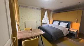 Bed & Breakfast Chateau Saintonge - Image 2