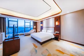Wynn Hotel - Image 2