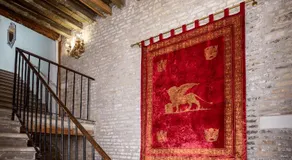 Locanda Leon Bianco on the Grand Canal - Image 4