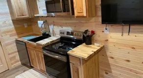 Secluded Cabin with King size bed - Image 3