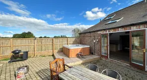 Woodland View with Hot Tub and Snooker Table - Image 5