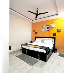 Natraj Hotel - Image 4