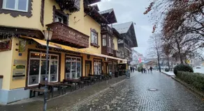 Golden GaPa Central Chalet Apartment 32 - Image 3