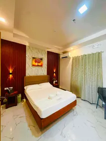 Alfrenzo's Hotel - Image 5