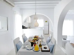 Villa in Mykonos with Sea View and Pool - Image 3