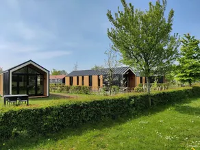 Beautiful Group Accommodation With Several Chalets - Image 5