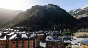 Barthe Holidays I Apartamento moderno en Arinsal 4PAX I Confort, Vistas, Parking I Pic Negre - Image 5