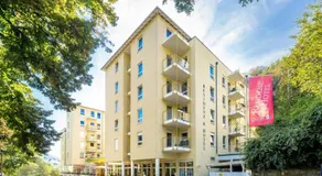 Hotel & Residenz Am Kurpark - Image 3