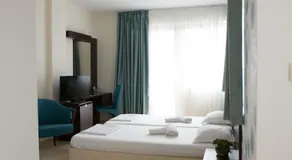 Ema Hotel - Image 2