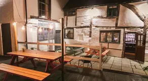 The Rose & Crown - Image 3