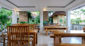 Friends Beach Hotel - Image 3
